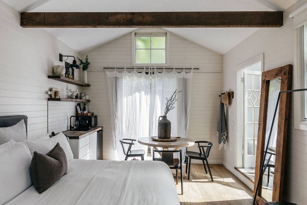 The coast meets the city in this idyllic boutique Byron Bay hotel