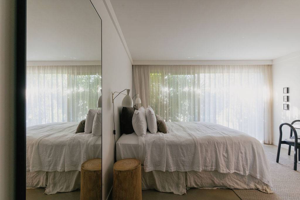 Junior King Plus room detail